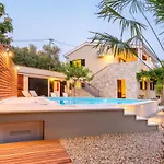 Verandah *