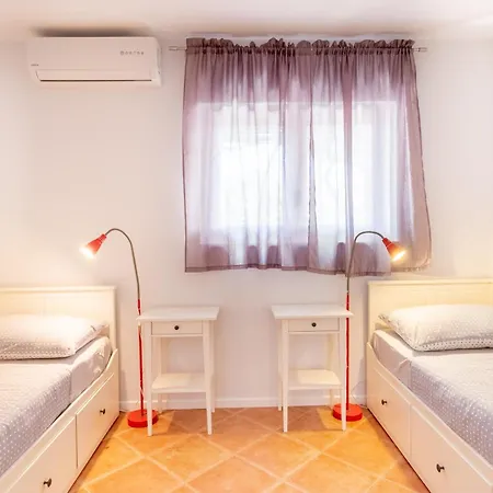 Verandah Villa *