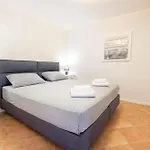 Verandah Villa *